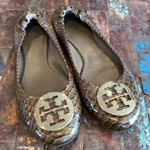 Tory Burch slane skin print flats